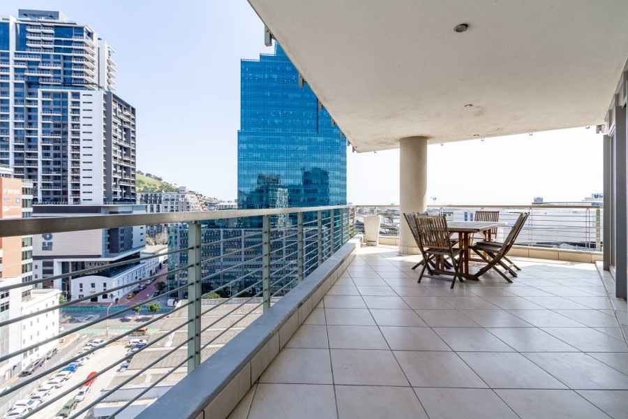 2 Bedroom Property for Sale in Cape Town City Centre Western Cape